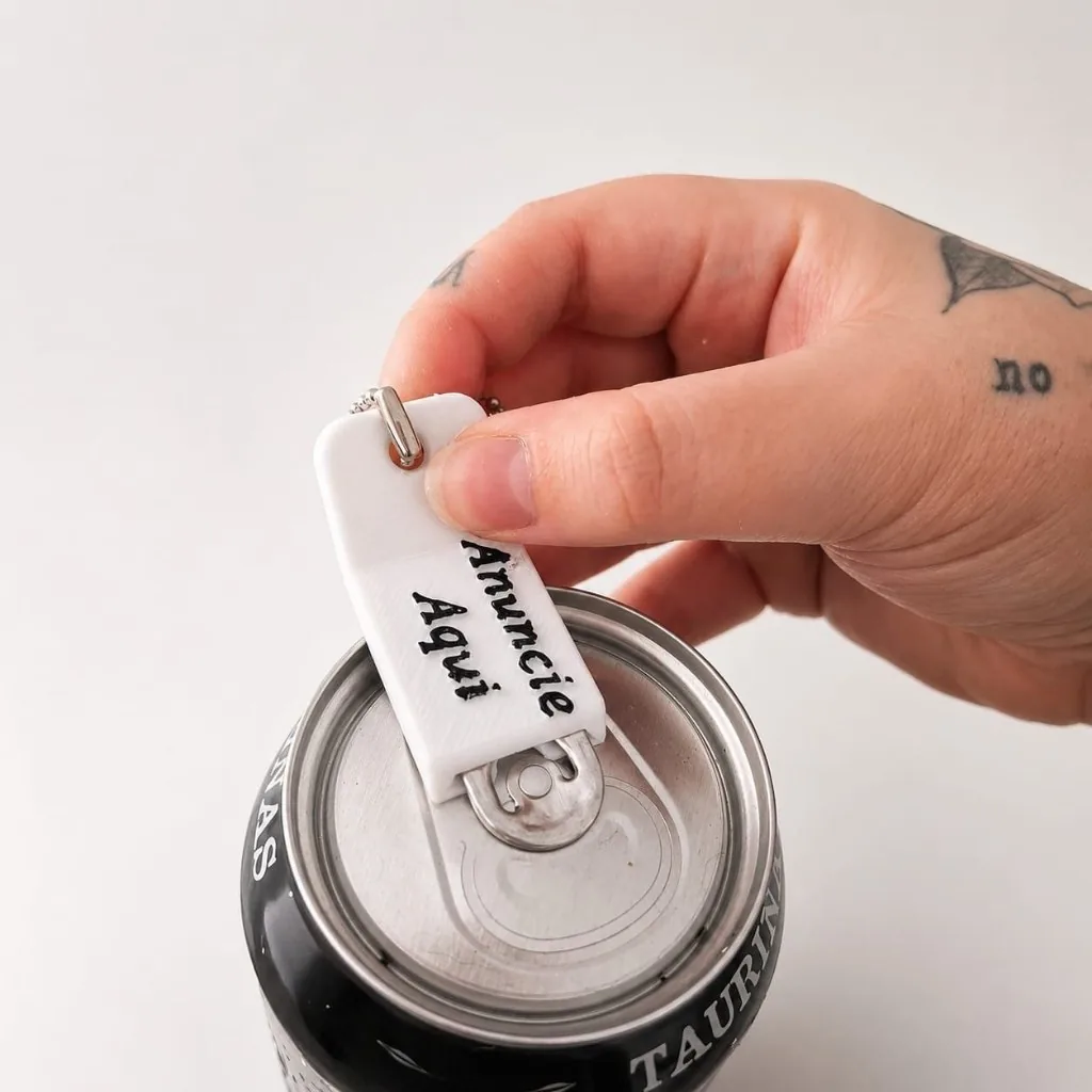 Chaveiro Abridor de Latas Personalizado | Protege as Unhas | Ideal para Mulheres